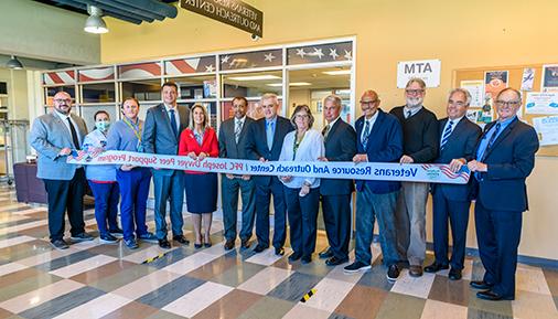 VET-ROC ribbon cutting